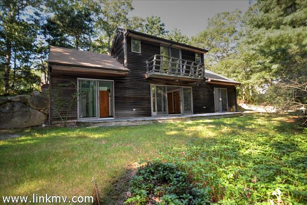 92 Spring Hill Road, Vineyard Haven, MA