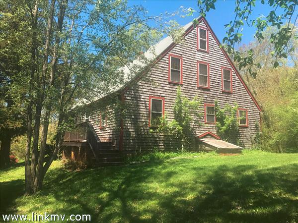 19 Millstone Lane, West Tisbury, MA