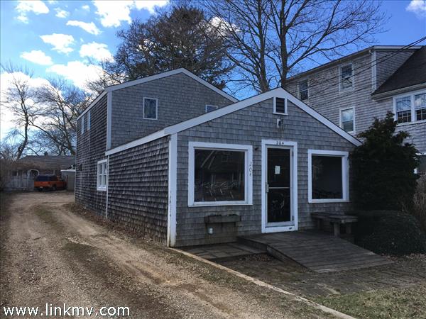 204 Upper Main Street, Edgartown, MA