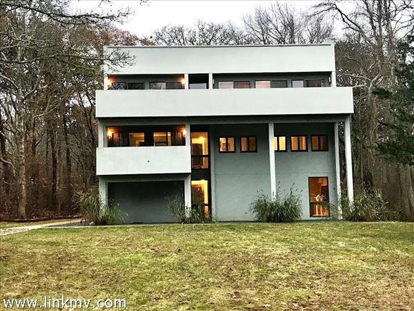 62 Naushon Road, West Tisbury, MA