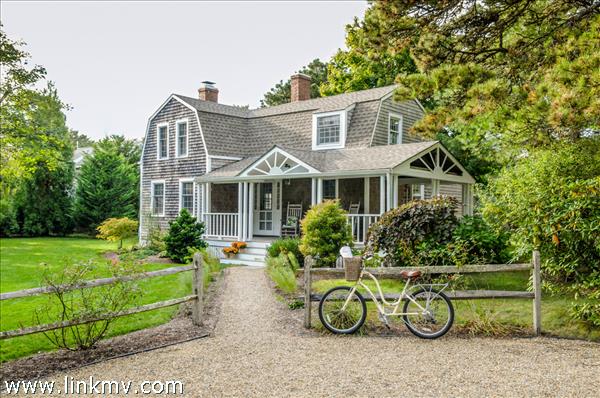 213 Meetinghouse Way