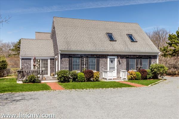 54 Schoolhouse Road Edgartown MA