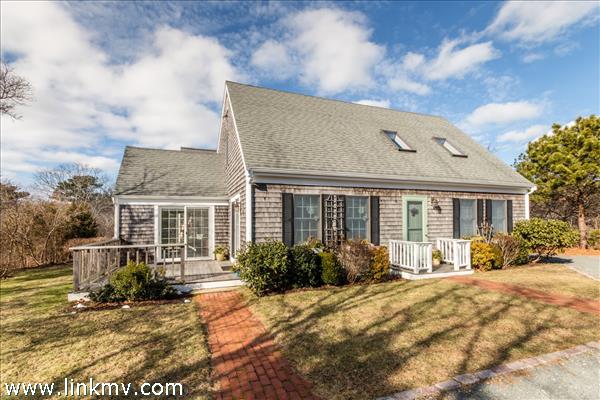 54 Schoolhouse Road Edgartown MA