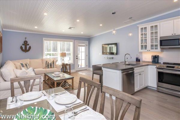 One Mariners Landing Edgartown MA