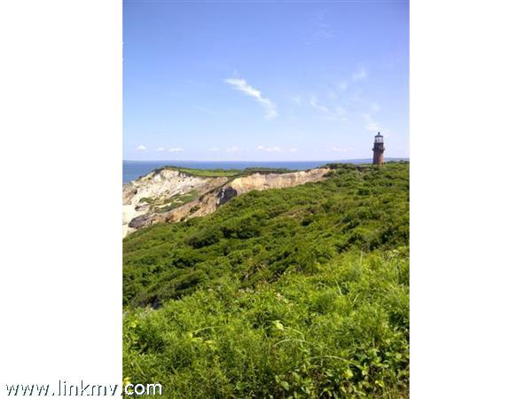 5 Aquinnah Circle Aquinnah MA