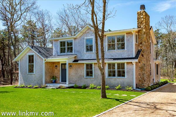 8 Vickers Street Edgartown MA