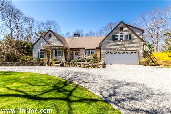 122 Mayflower Lane Vineyard Haven MA