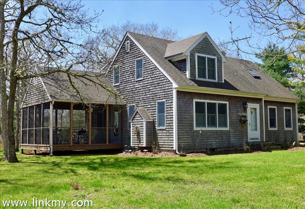 18 Post Oak Road