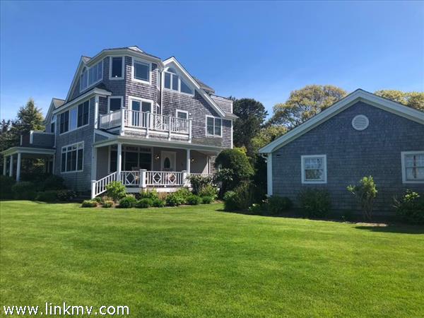 15 Dover Street Oak Bluffs MA