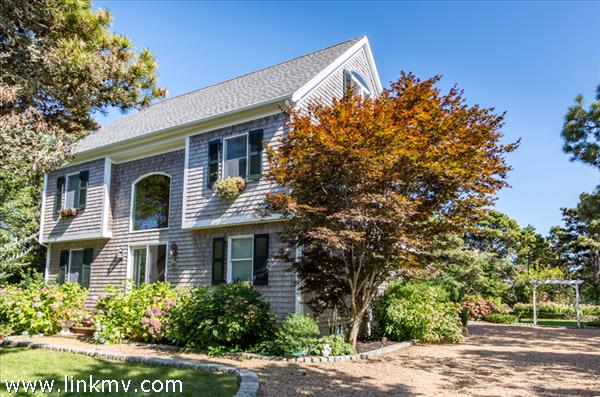 14 Thaxter Lane Edgartown MA