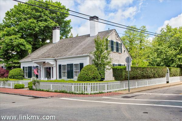 111 Upper Main Street